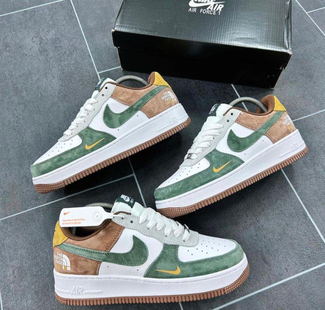 NIKE AIRFORCE NORTH FACE GUCCI