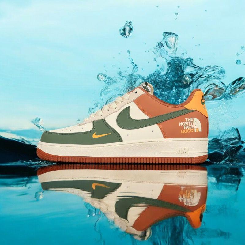 NIKE AIRFORCE NORTH FACE GUCCI