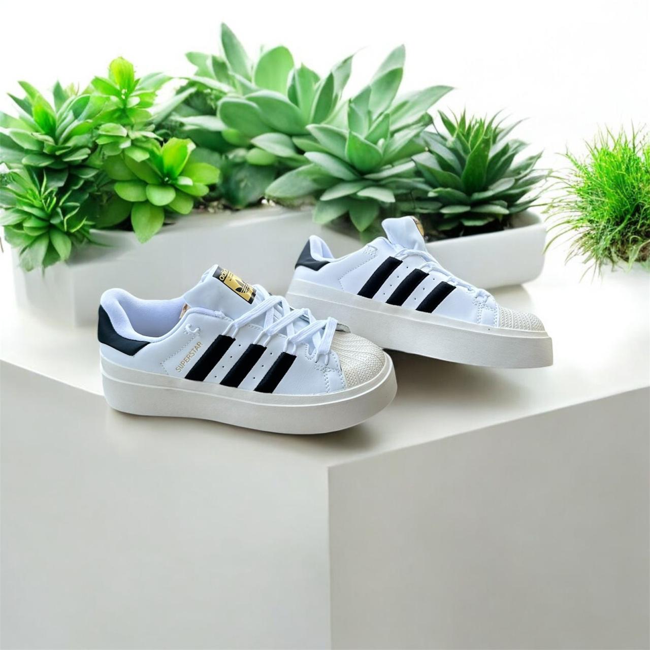 ADIDAS SUPERSTAR BONEG