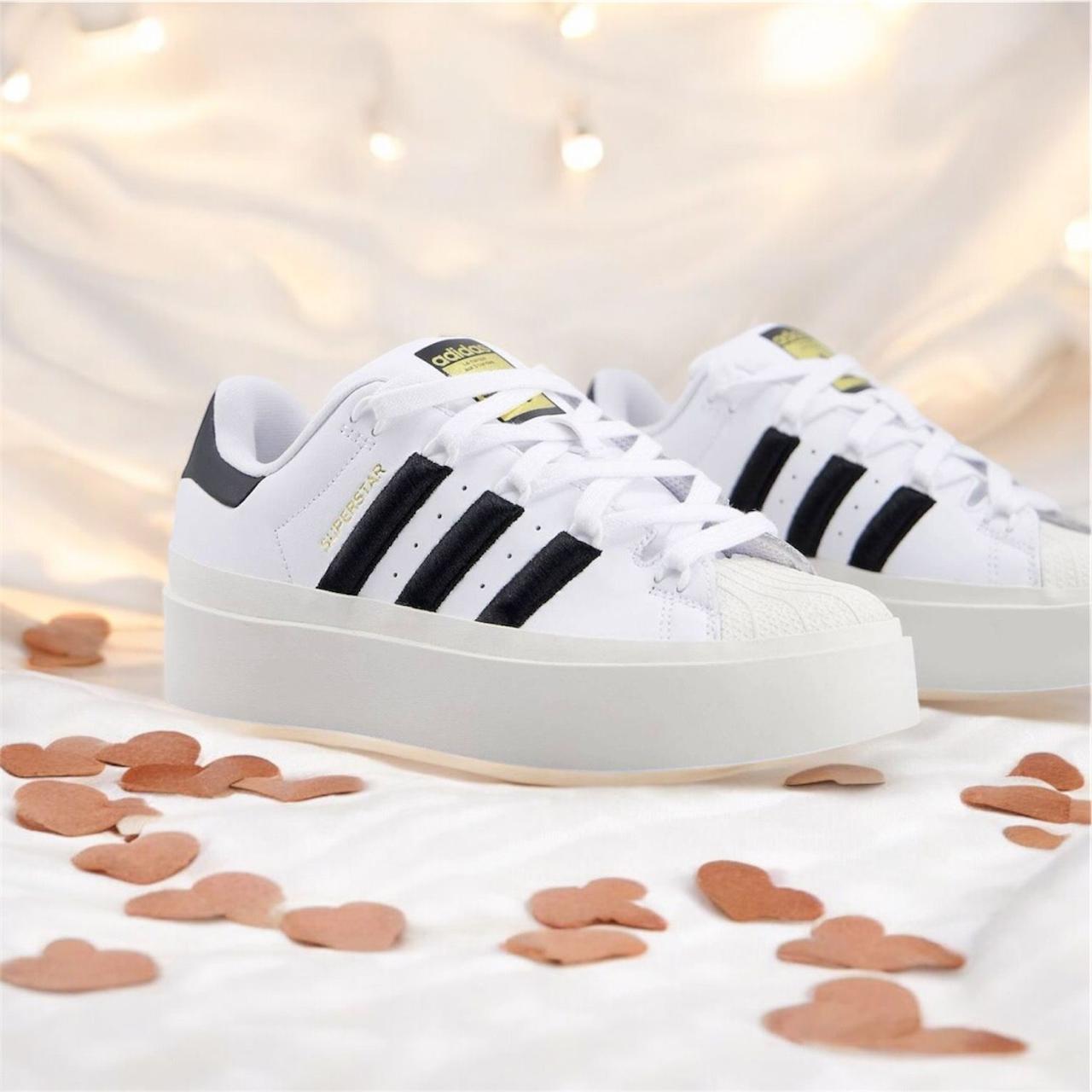 ADIDAS SUPERSTAR BONEG