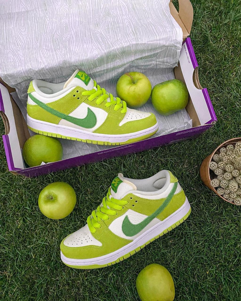 Nike sb dunk GREEN APPLE